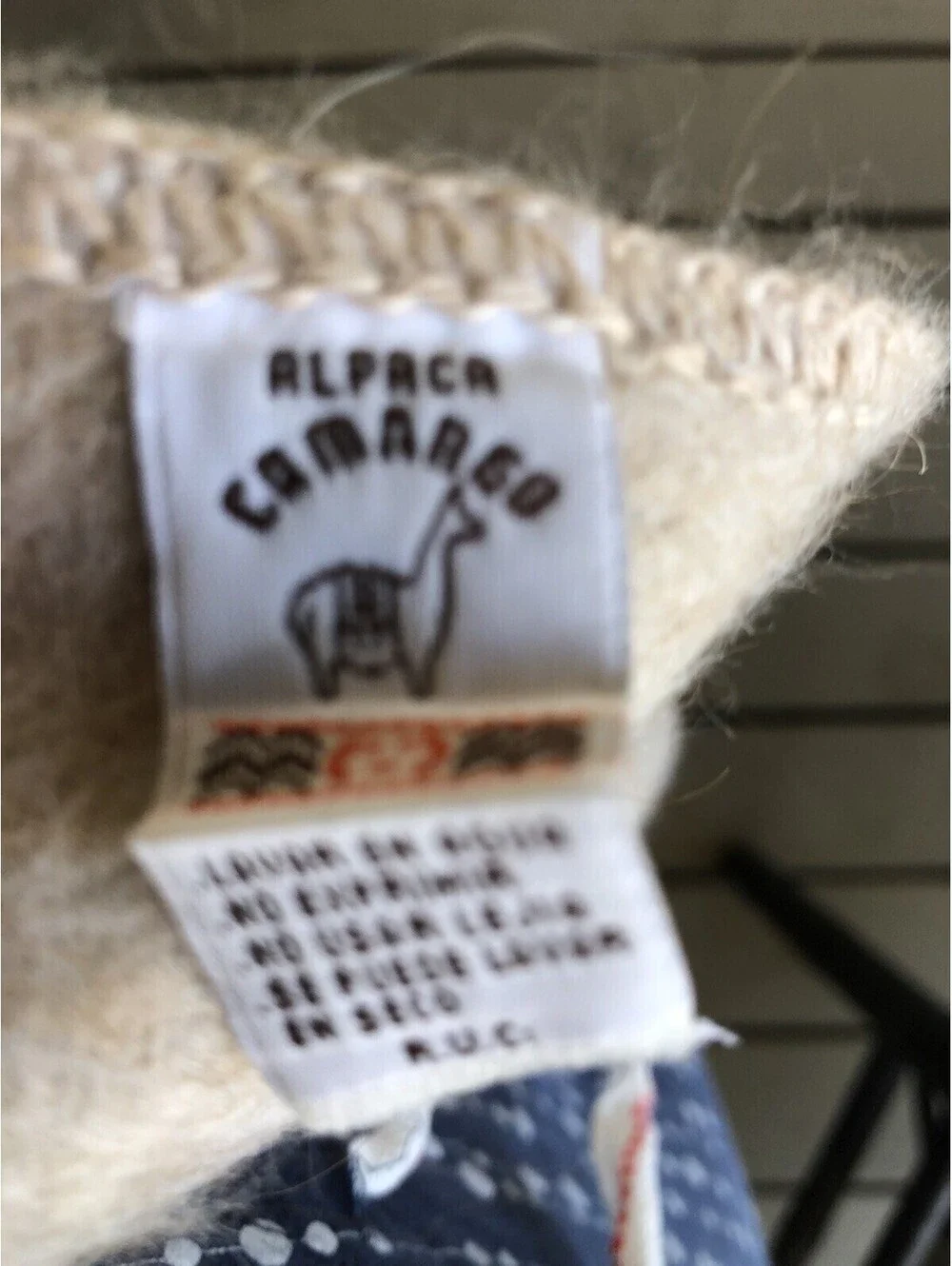 Alpaca Camargo Tan Beige Scarf Winter One Size Great Condition.